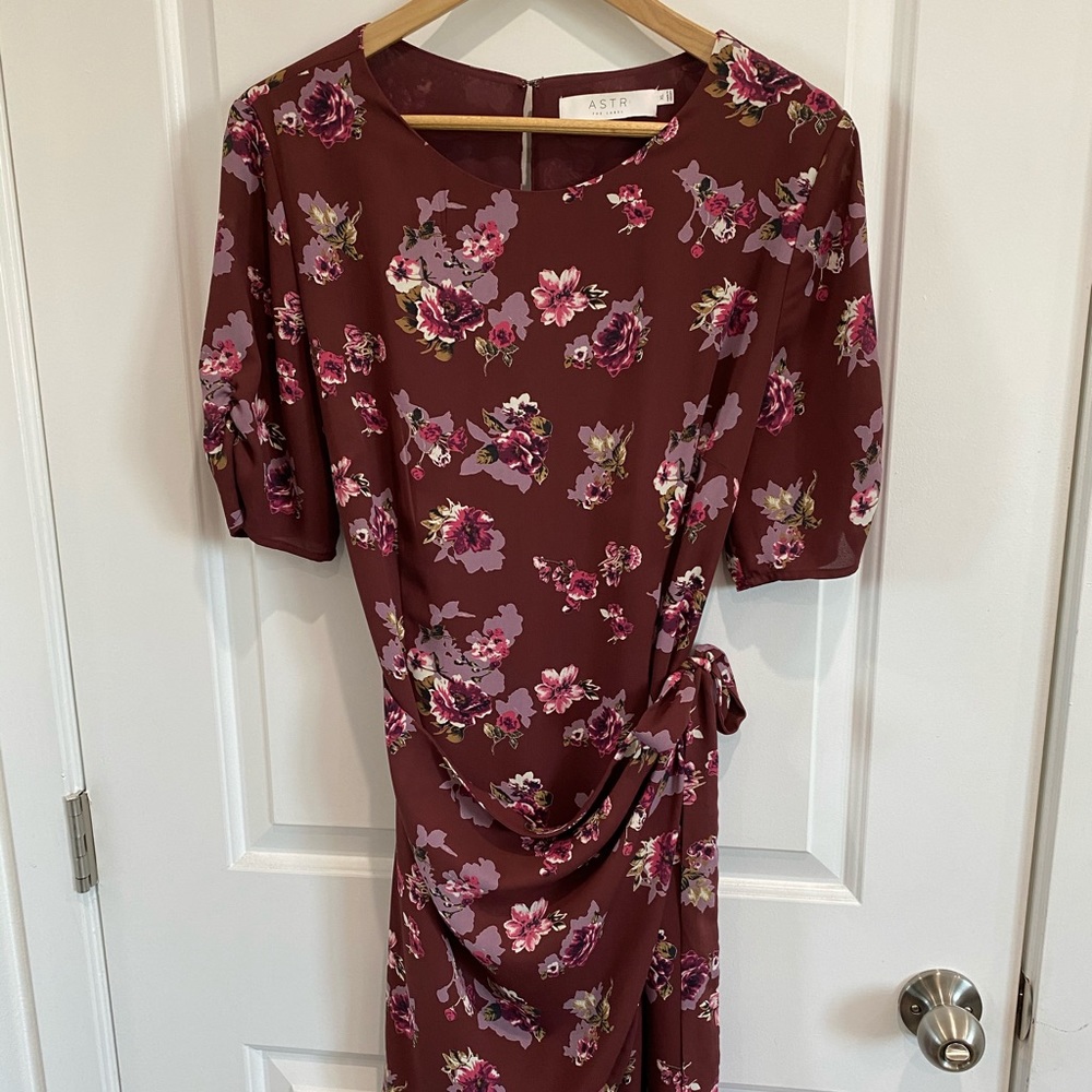 ASTR floral Wrap dress XL